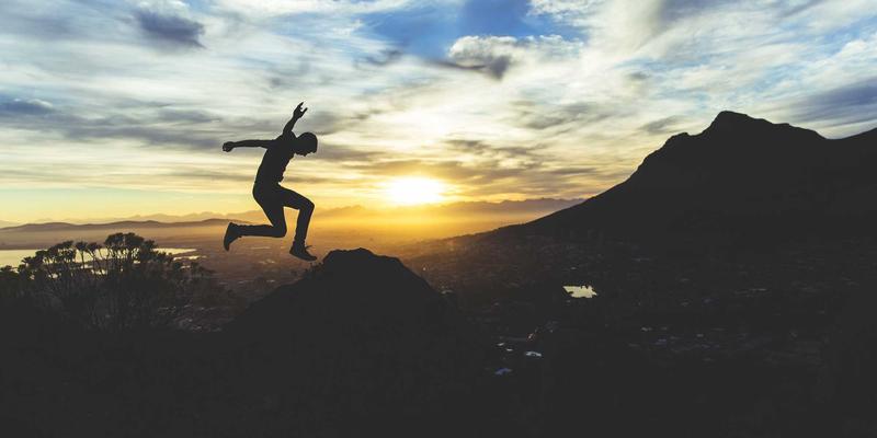 爱淘宝必备：小众设计师品牌挖掘指南，用淘宝导购技巧找到独特不撞款的宝藏店铺